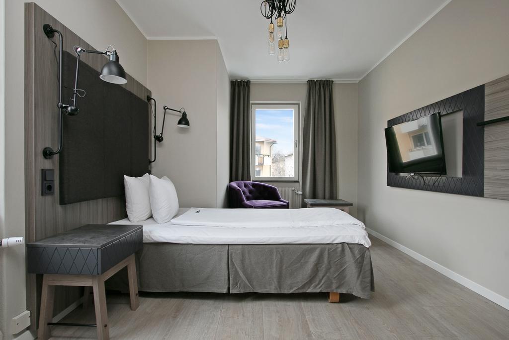 First Hotel Brommaplan Стокхолм Екстериор снимка