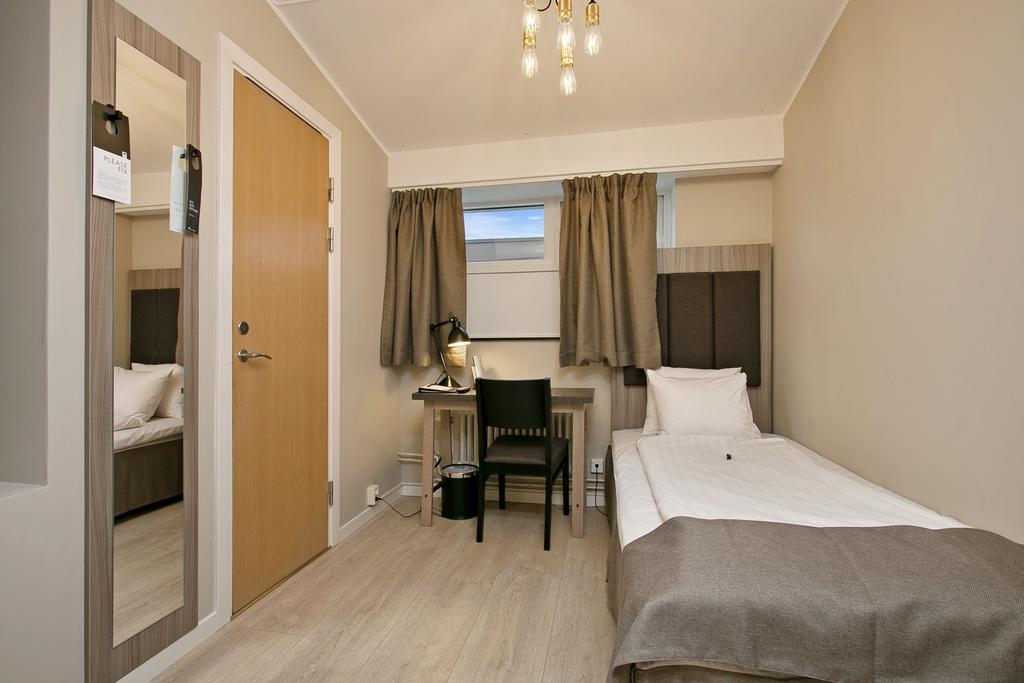 First Hotel Brommaplan Стокхолм Екстериор снимка