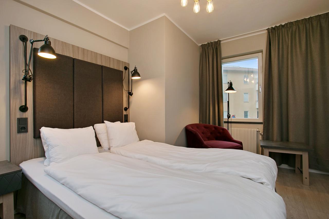 First Hotel Brommaplan Стокхолм Екстериор снимка