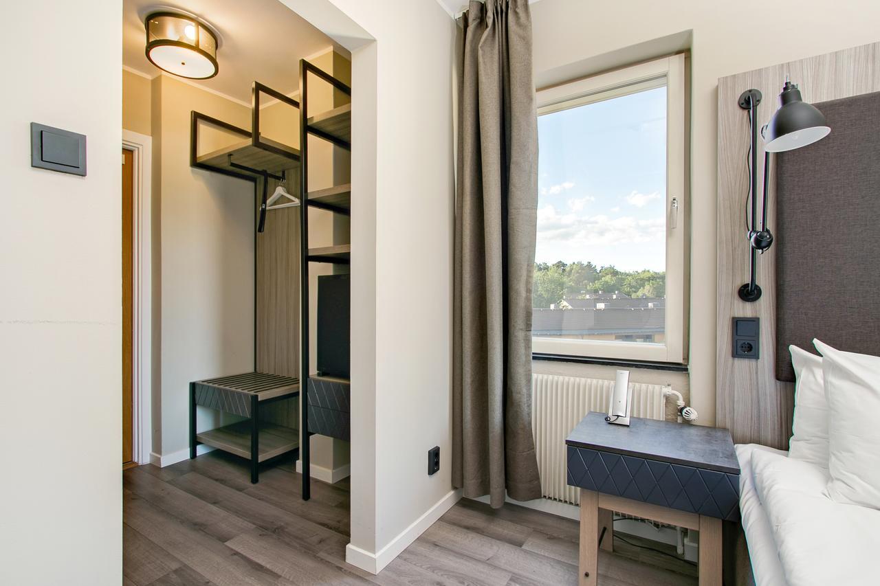 First Hotel Brommaplan Стокхолм Екстериор снимка