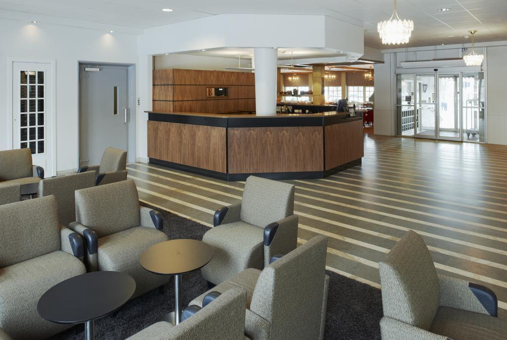 First Hotel Brommaplan Стокхолм Екстериор снимка